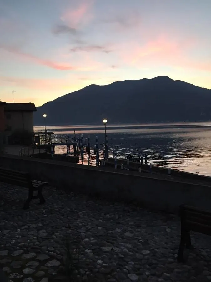 Appartamento Terrazza Sul Porto Monte Isola Lejlighed